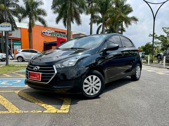 HYUNDAI HB20S 1.0 COMFORT PLUS 12V TURBO FLEX 4P MANUAL